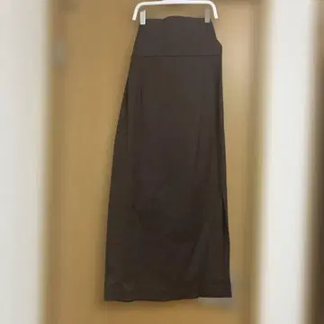 스나이델 슬릿 타이 트 스커트