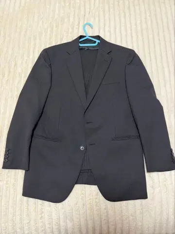 THEORY 다크 그레이 스트라이프 비즈니스 정장