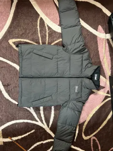 퍼스트 다운 리버서블 다운 자켓 블랙 브라운