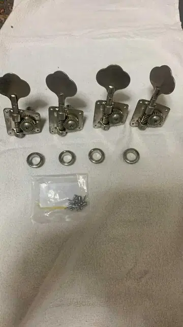 펜더 재팬 P-베이스 페그