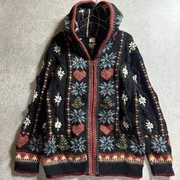 CHIPPING CAMPDEN 올 패턴 니트 후드티 하트 무늬 널디