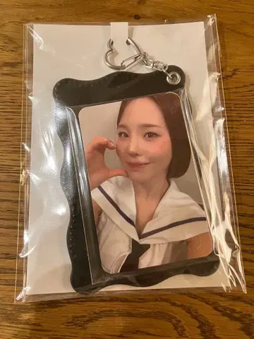 NiziU FC 갱신 혜택 포토 카드 카드 케이스 키링