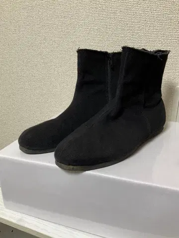 요건 레일 숏부츠