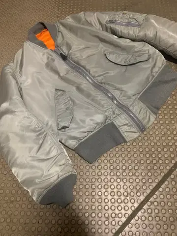 Alpha MA-1 80-90s 스모키 그레이