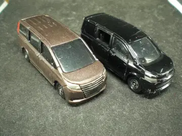 토미카 복시 & 노아