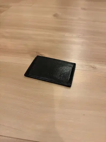 블랙 가죽 카드 케이스