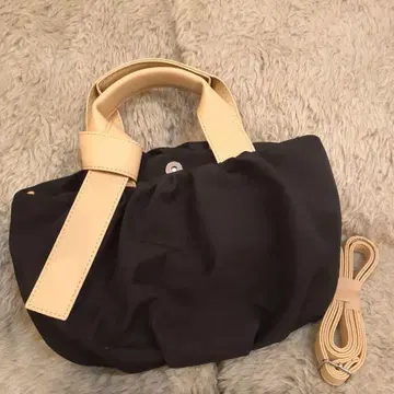 숄더 스트랩 부착 리본 핸들 핸드백 미사용