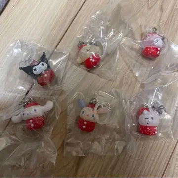 산리오 캐릭터즈 딸기 메지루시 액세서리 6종 컴플리트 세트