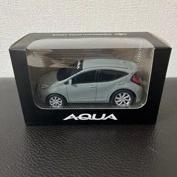 도요타 AQUA 어반 카키 미니카