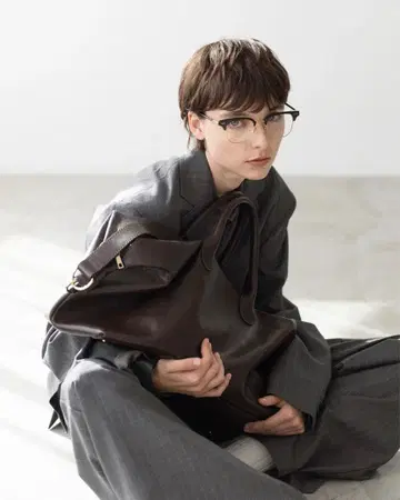 ilean 보스턴 백 브라운