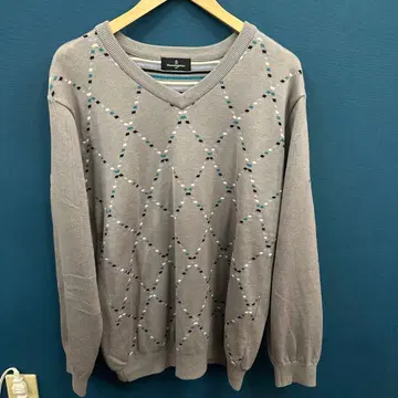 Munsingwear 그레이 다이아몬드 무늬 니트 LL