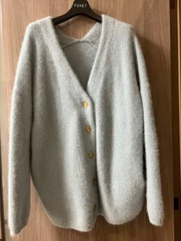 다나카 미나미 씨 애용 STUNNING LURE 가디건