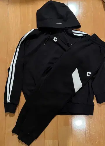 CRONOS 크로노스 후드 부착 맨투맨 세트 L 사이즈