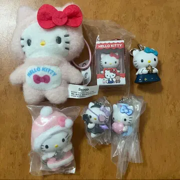 헬로키티 봉제 인형과 키링 [ 6개 세트 ]