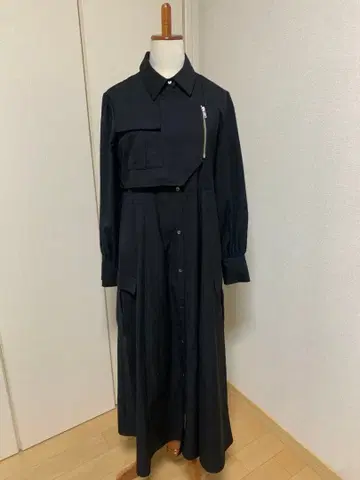 [ HARE ] ( 하레 ) [ 카고라이크 지퍼 원피스 ] 블랙