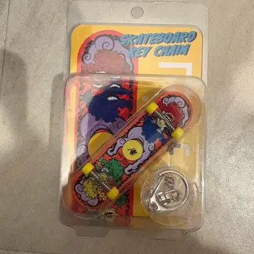 rofj 점프샵 스케이트보드 키체인 원피스 루피 니카