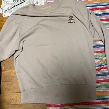 TOM AND JERRY 베이지 맨투맨 L 사이즈