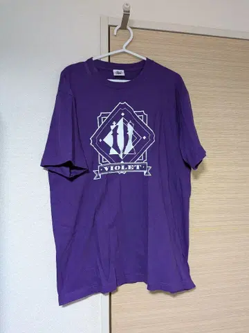 니지페스 T셔츠 바이올렛