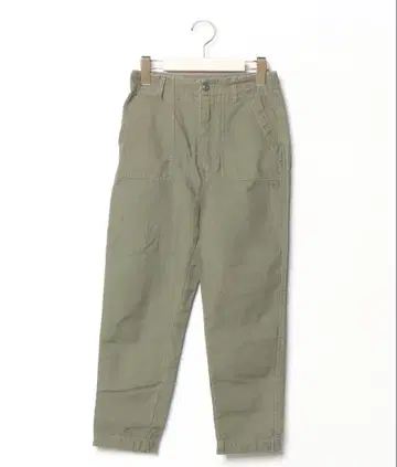 카키색 여성 팬츠