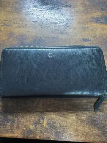 CK 블랙 장지갑