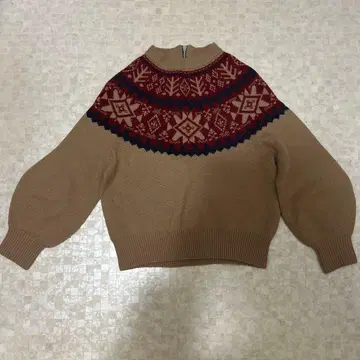 일리안 로브 노르딕 무늬 니트 스웨터