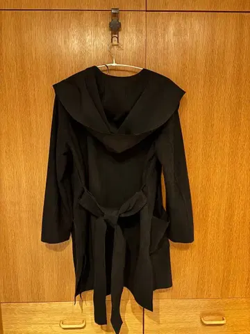 ZARA 후드 부착 롱 코트 블랙