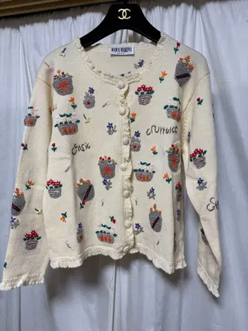 새상품급 이탈리아제 레어템 정말 귀여운 가디건