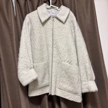 JEANASIS 샤기 코트 화이트