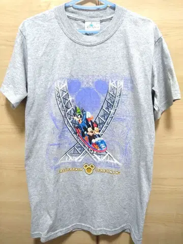 01 s USA Disney 셔츠