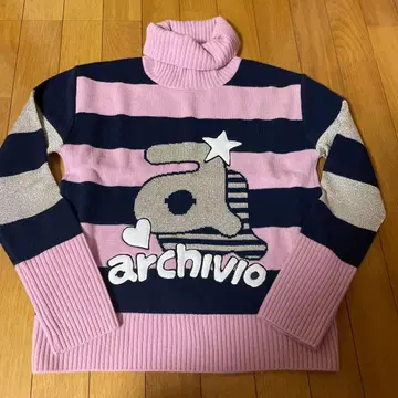 알치비오 니트 터틀넥 보더 로고 핑크