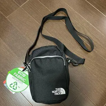 THE NORTH FACE 블랙 파우치