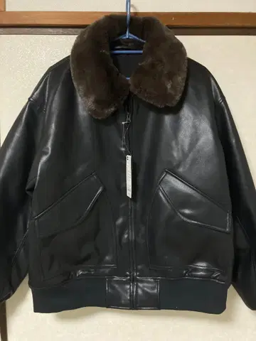 GU 웜 패디드 플라이트 자켓 L 블랙