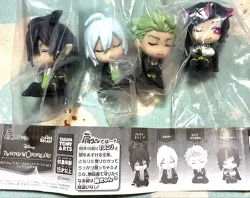 트위스티드 원더랜드 어깨 쿵 디아소므니아