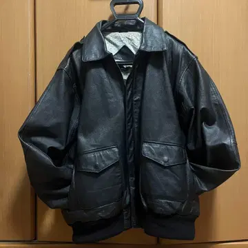 버크스 베이 블랙 가죽 자켓 L 사이즈