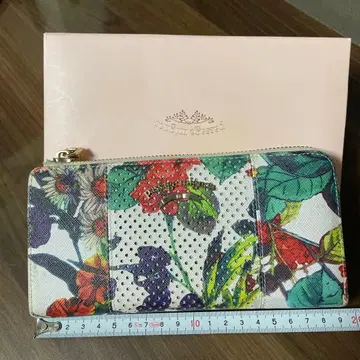 꽃무늬 장지갑 카드 슬롯 포함