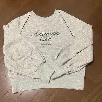 Americana Club 그레이 맨투맨