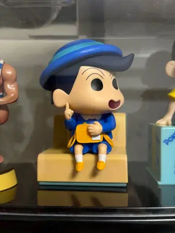 카자마 군 피규어 파란 모자