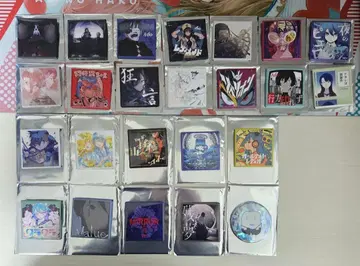 ado 캔뱃지 모나리자의 옆얼굴