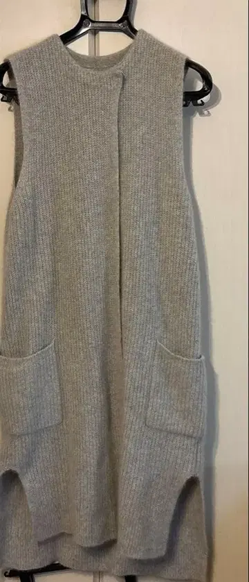 울 100% 그레이 슬리브리스 베스트