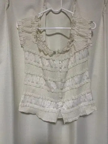 빈티지 아이보리 프릴 레이스 오프숄더 상의