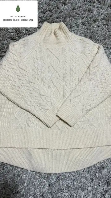 유나이티드 애로우즈 그린 라벨 릴랙싱 하이넥 니트
