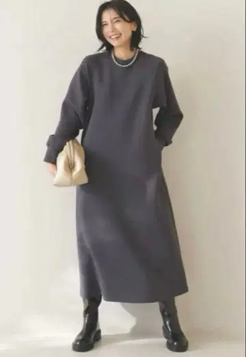 UNFILO 뷰티 폼 저지 원피스