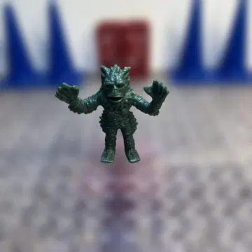 괴수 지우개 안티큐 그 세 번째 라곤