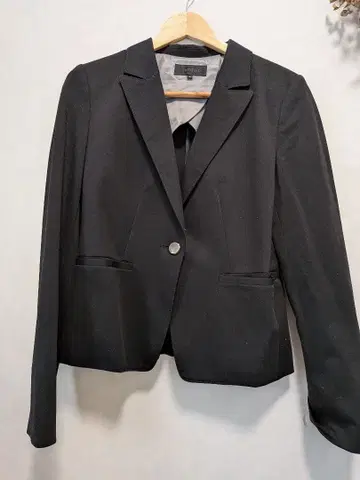 untitled 테일러드 자켓 블랙 백 오픈 size 4