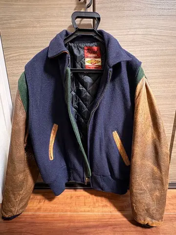 Reed 바시티 자켓 네이비/브라운/그린