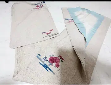 꽃무늬 코몬 기모노 베이지와 파랑의 그라데이션