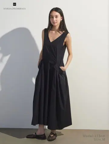 PLST x HARUNOBUMURATA 코튼 블렌드 슬리브리스 원피스