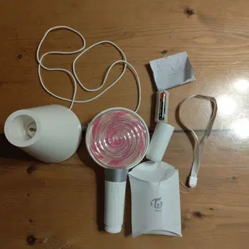 TWICE 응원봉 화이트 핑크