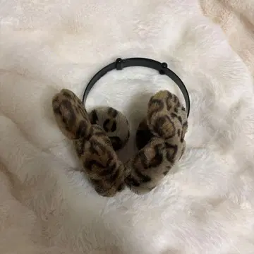 디즈니 레오파드 무늬 귀도리