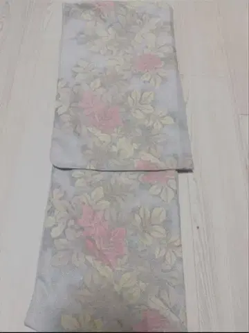 연보라 꽃무늬 단의 명주